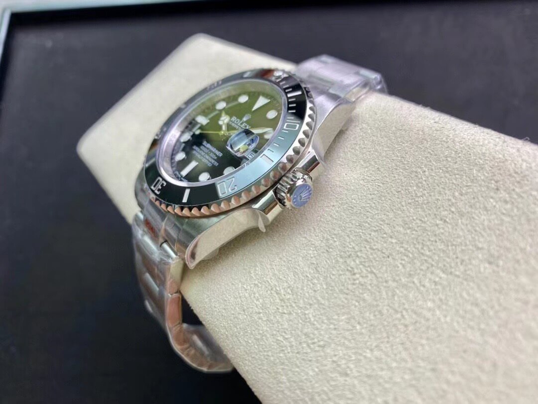 Men Watch