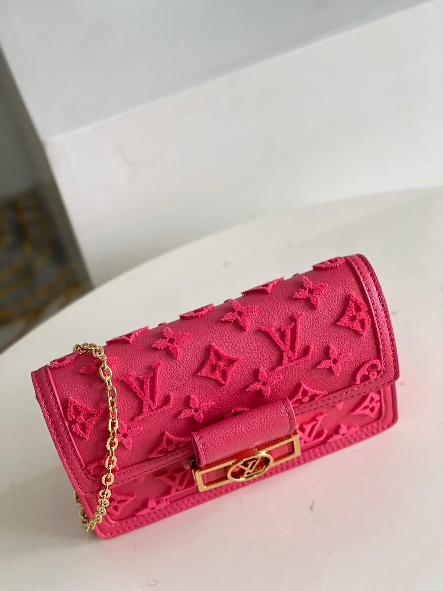LOUIV Dauphine Woc