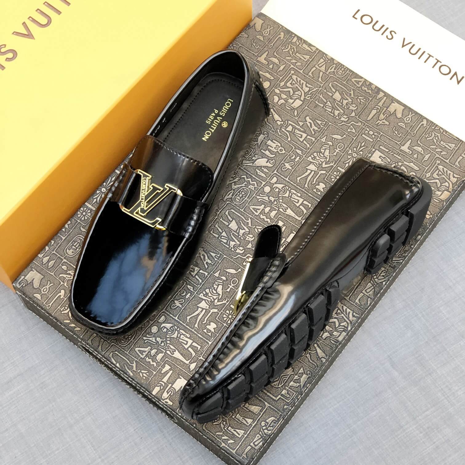 LOUIV Loafers