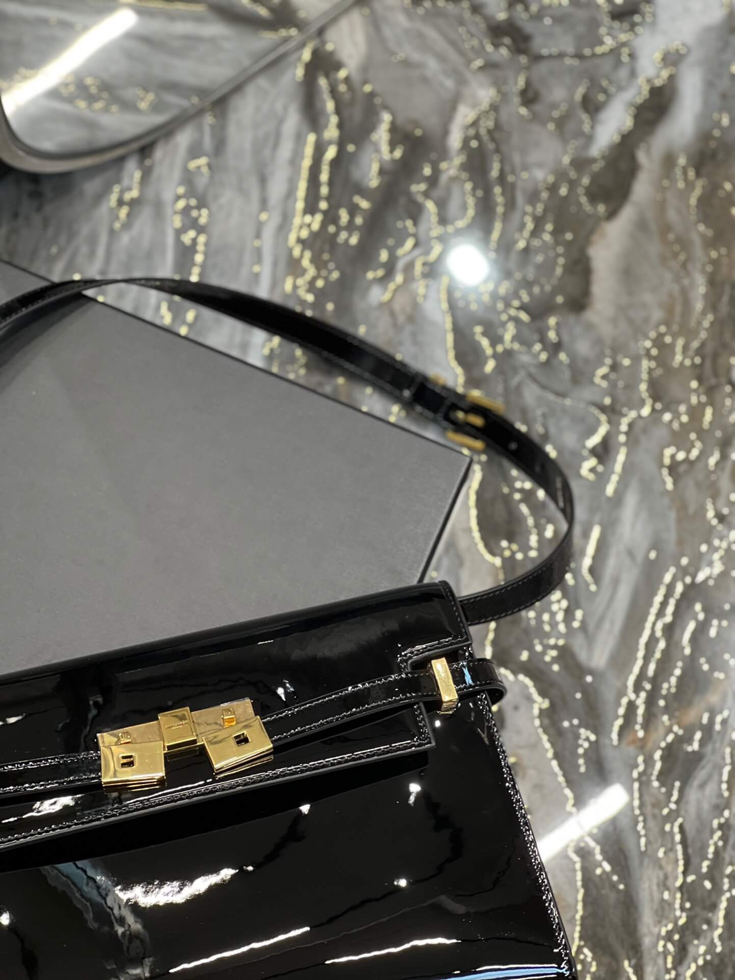 YSL Manhattan