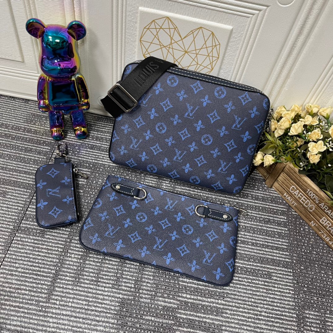 LOUIV Damier Spray