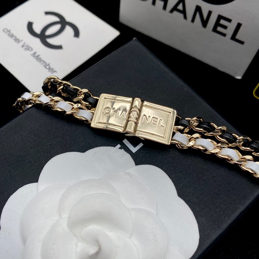 CC Necklace