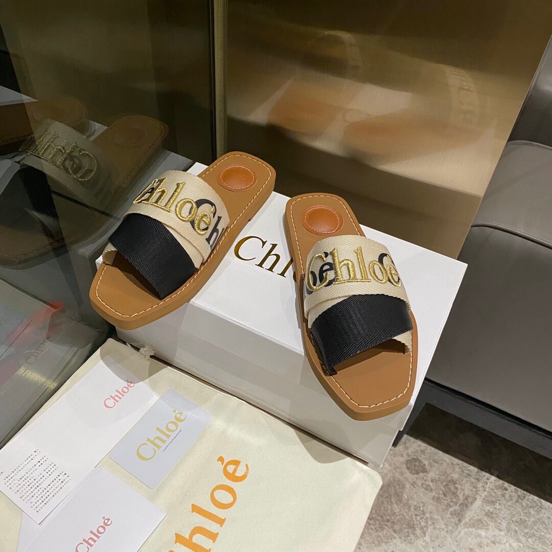 Chloe Slides