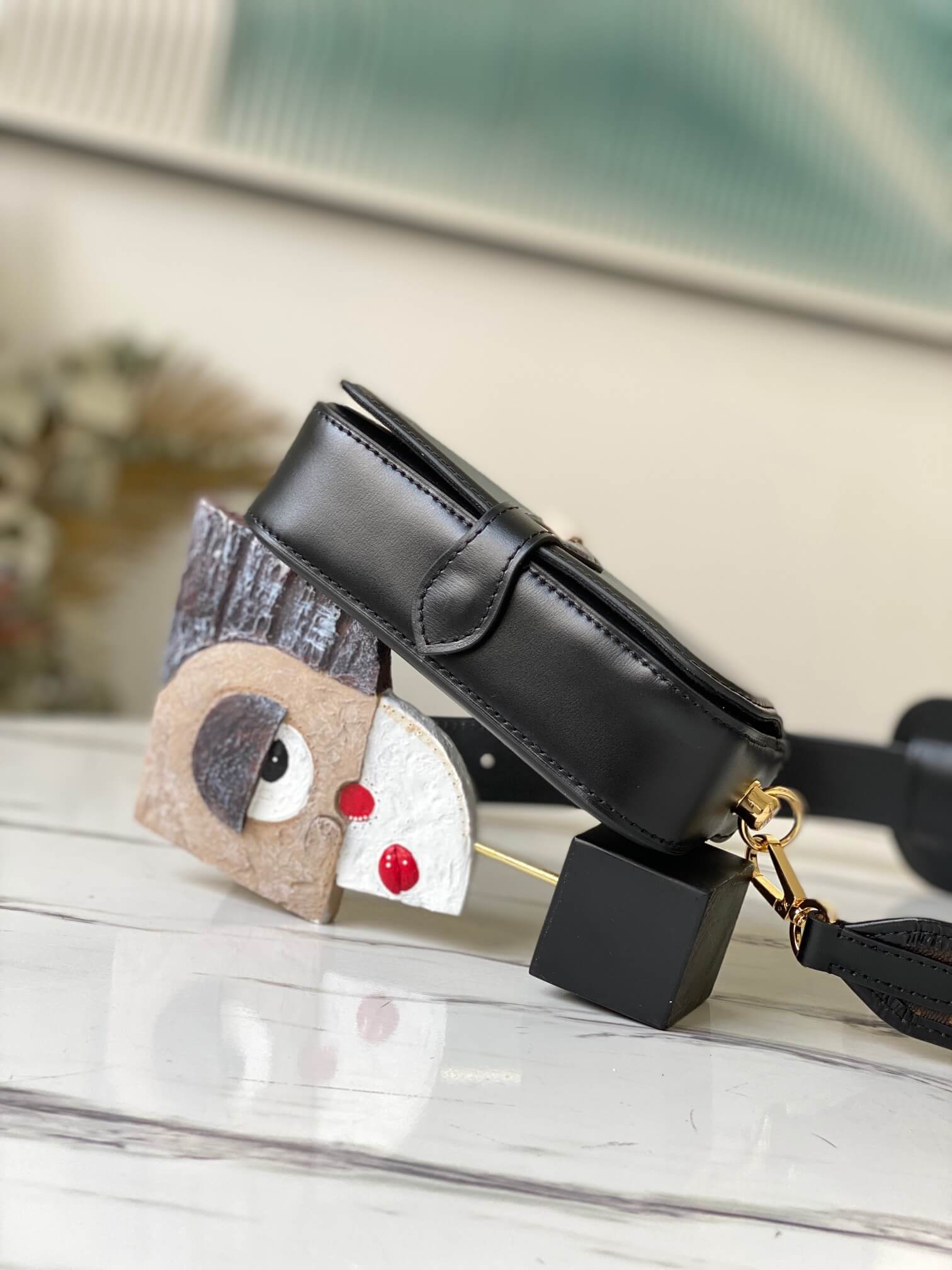 LOUIV Officer Bag