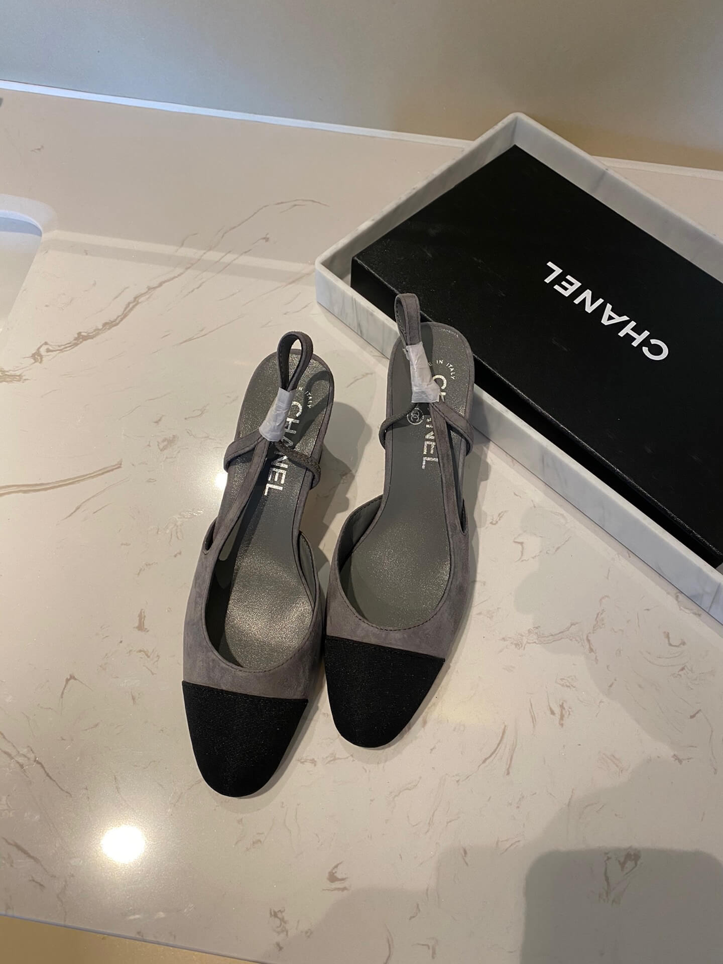 CC Slingback