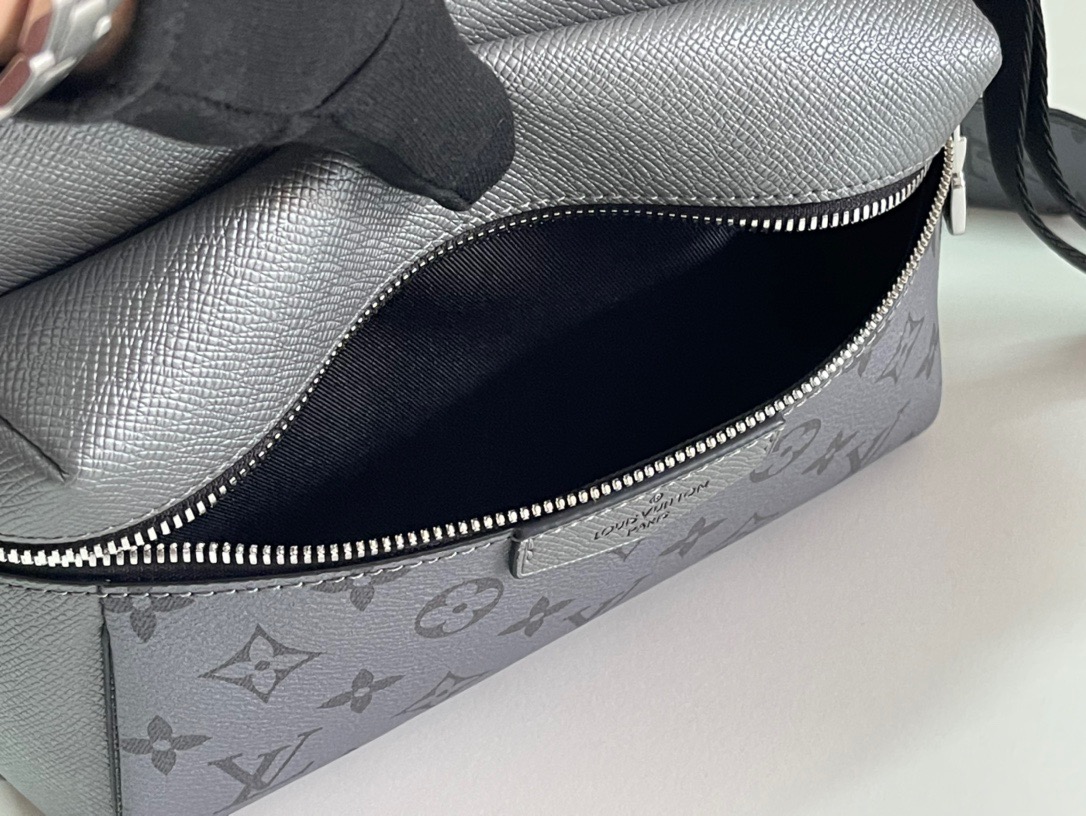 LOUIV M30830 Outdoor