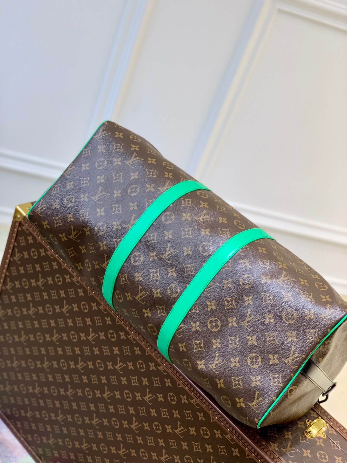 LOUIV Keepall