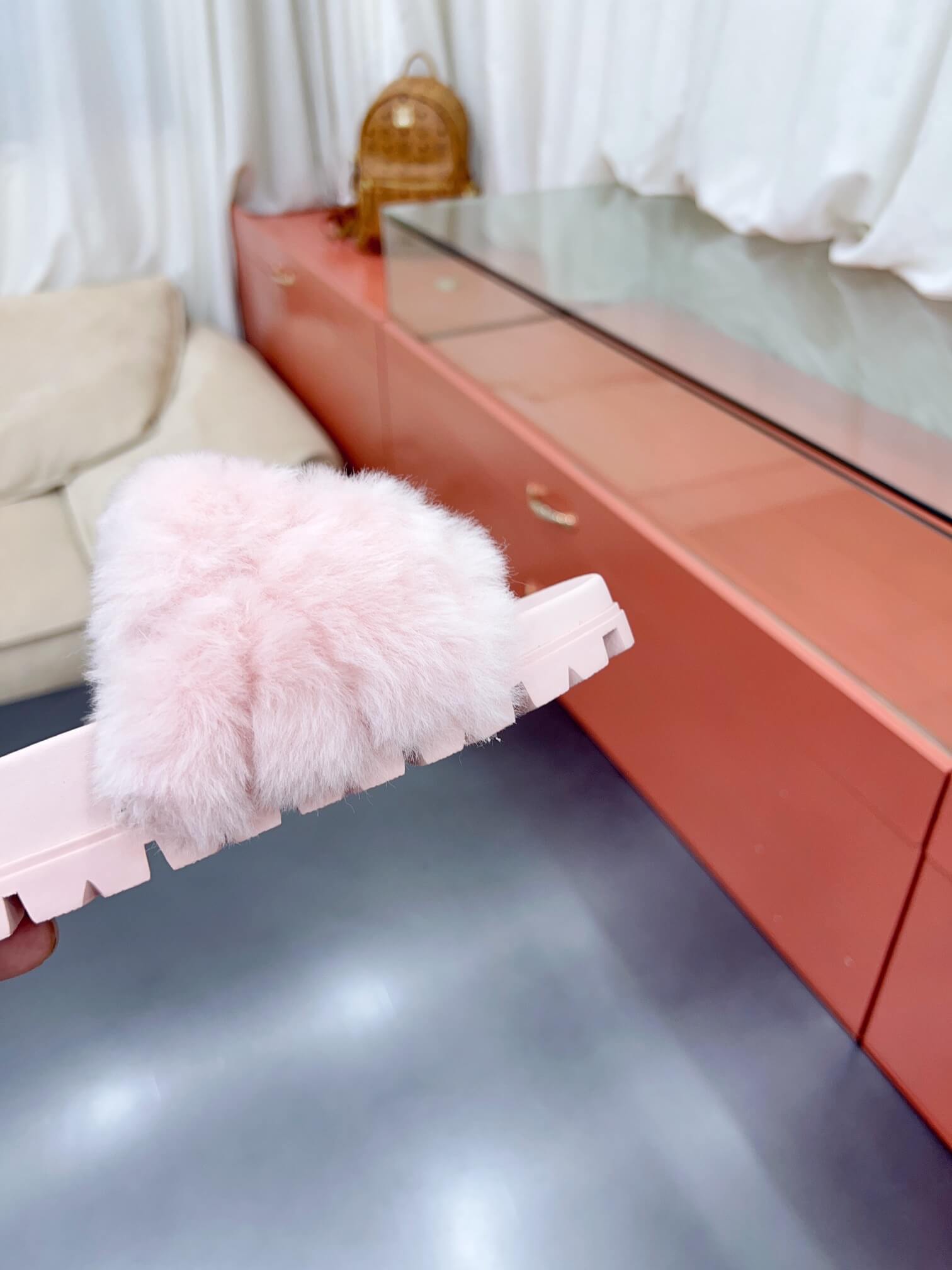 PR Fur Slides