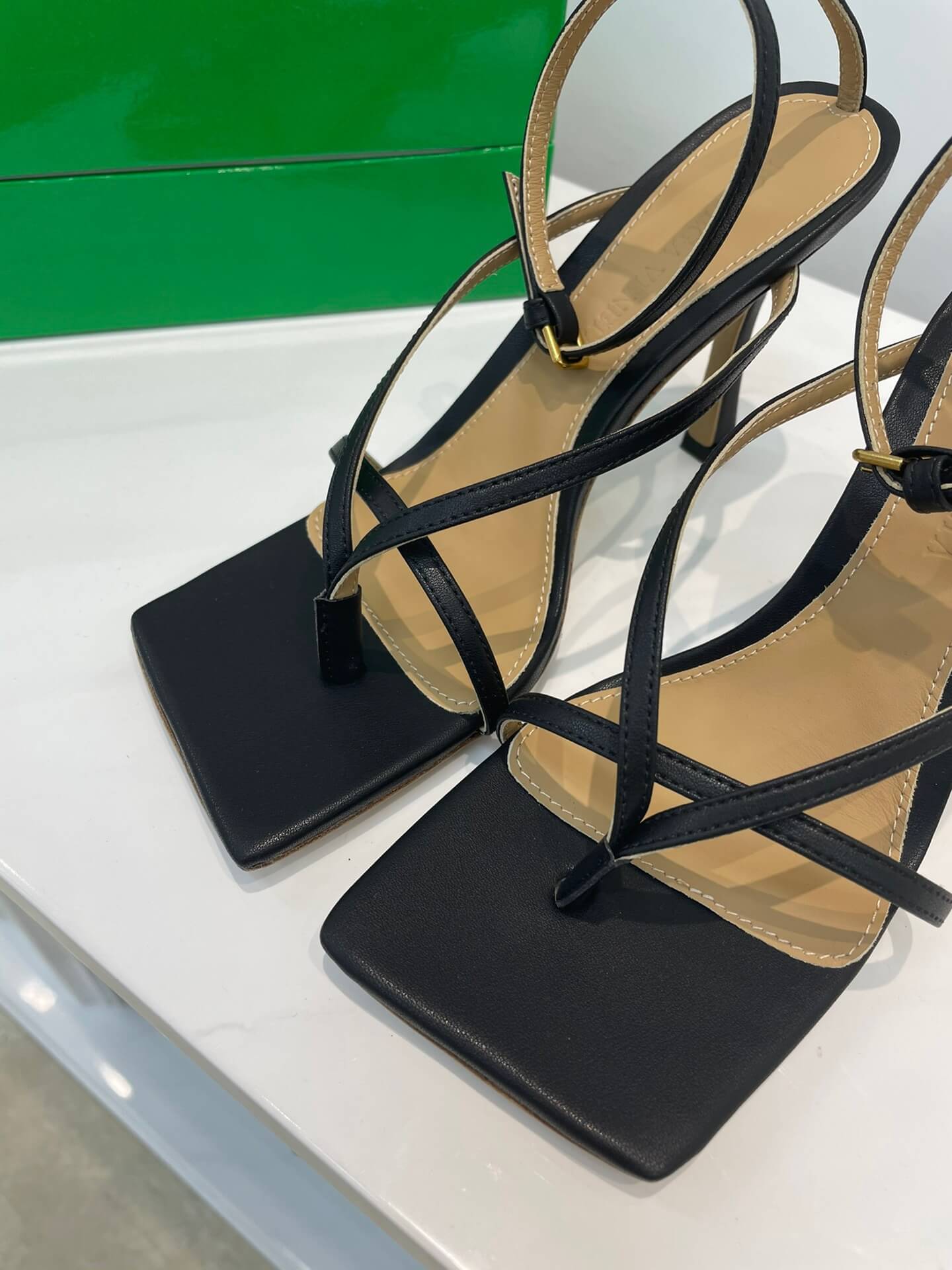 BV Heels