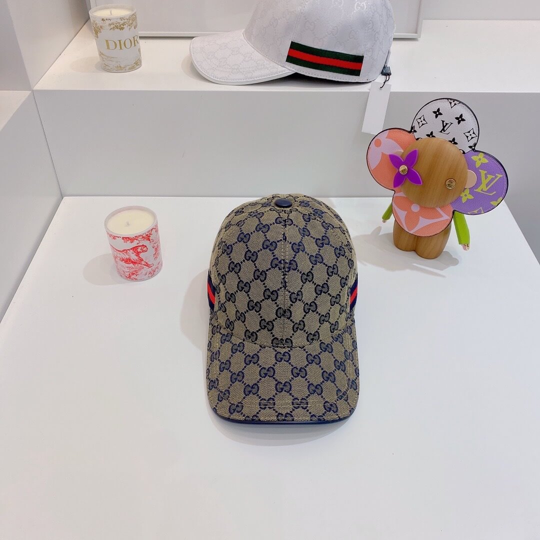 Caps