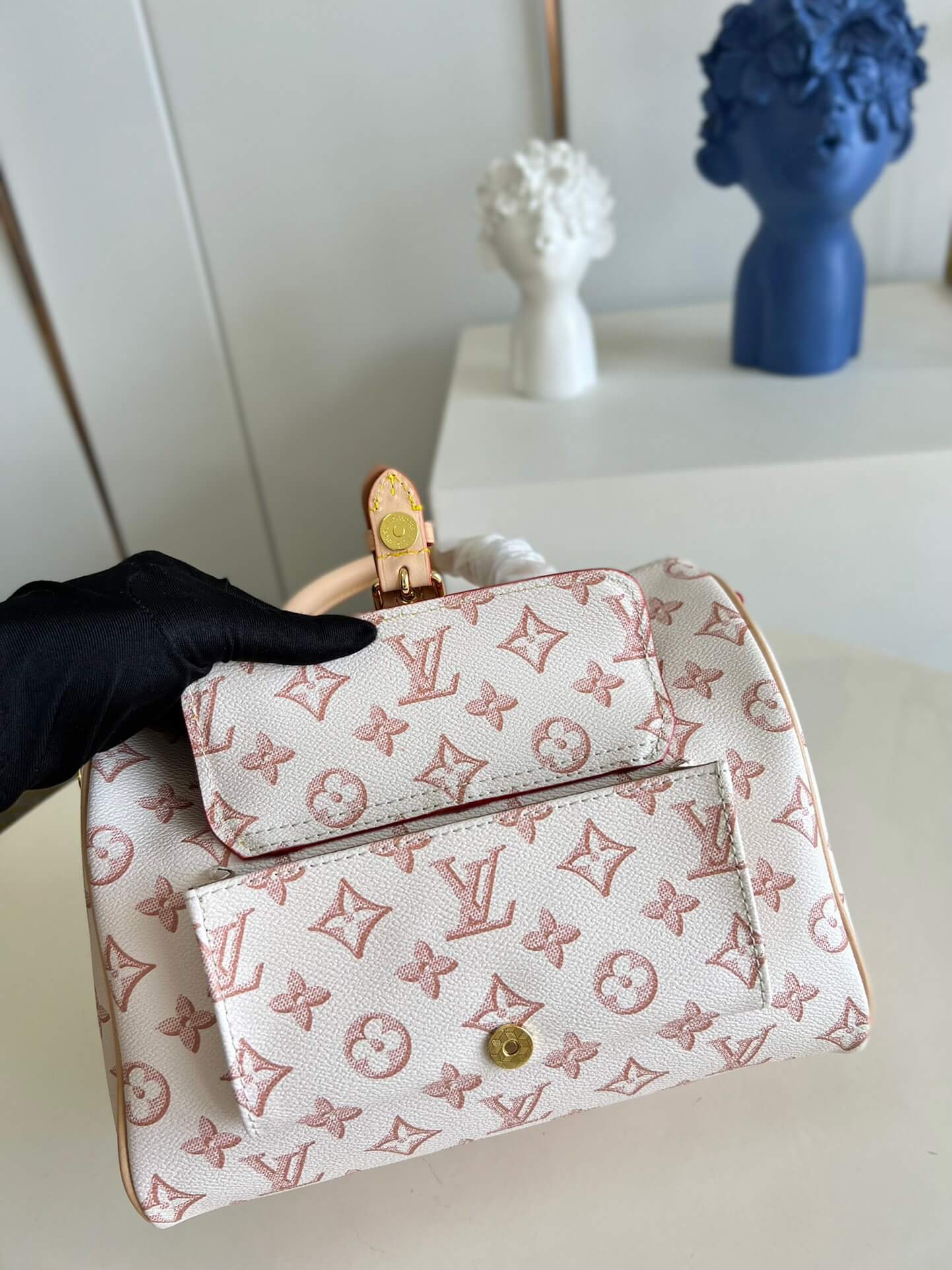 LOUIV Speedy