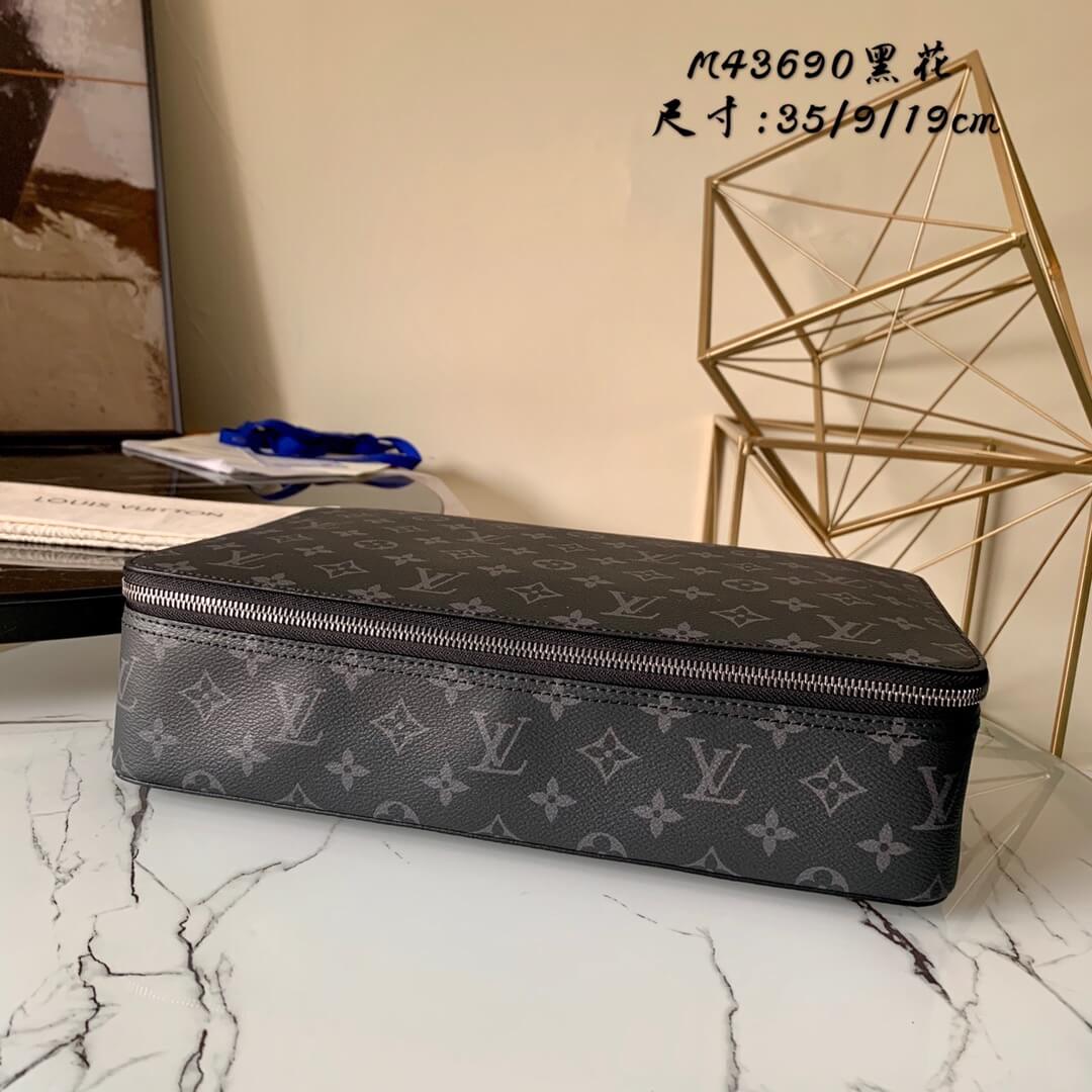 LOUIV Pouch