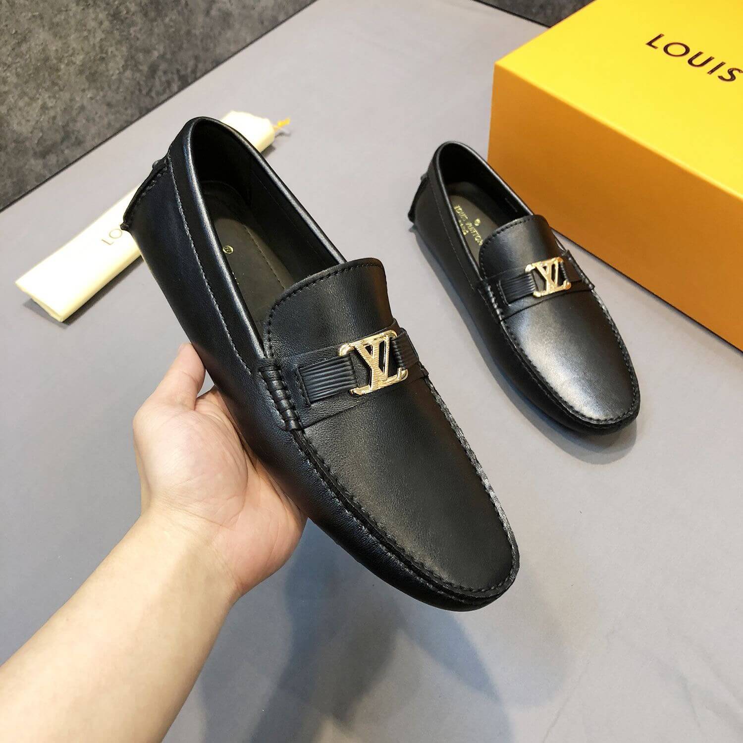 LOUIV Loafers