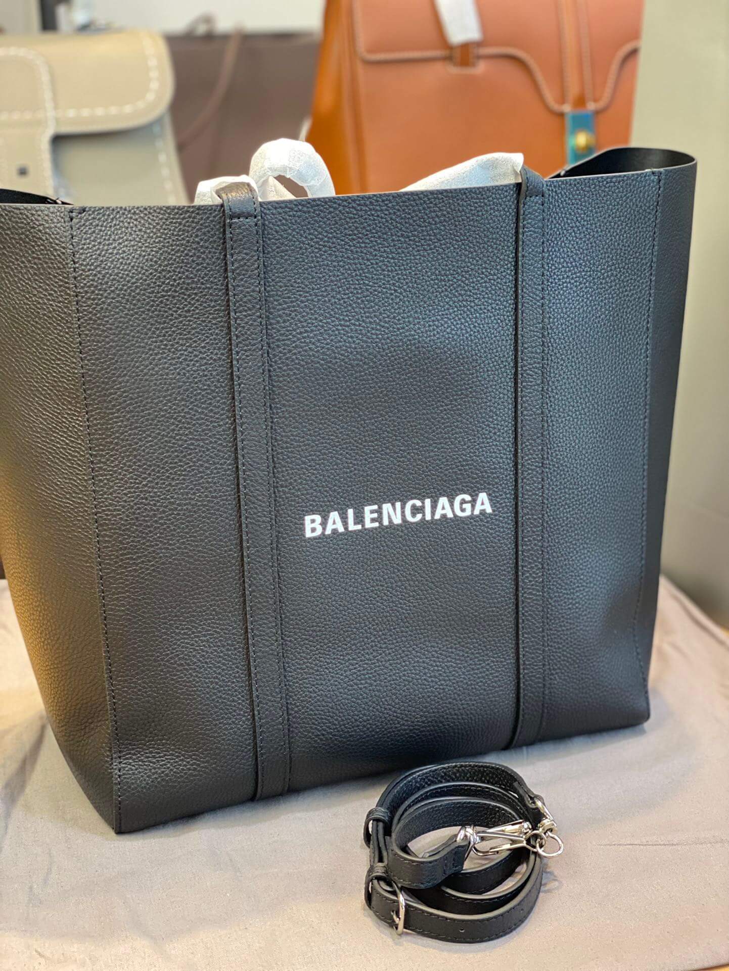 BALEN Tote