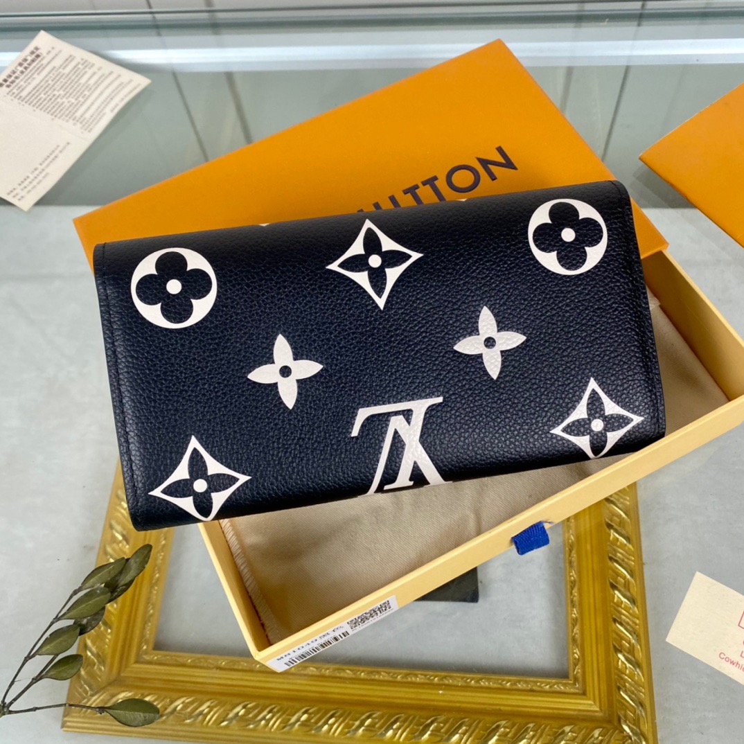 LOUIV Wallet M81049