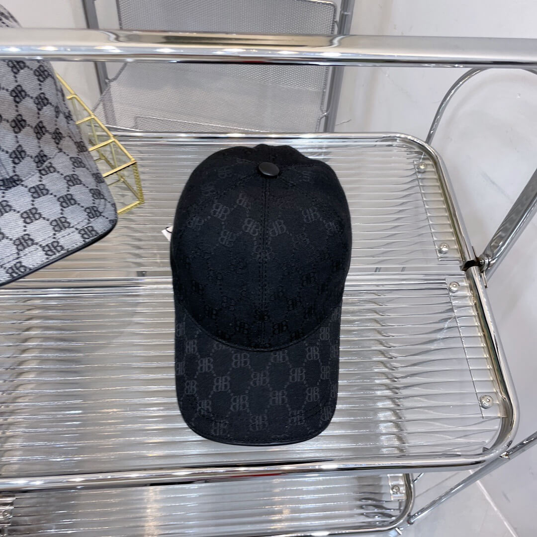 Caps