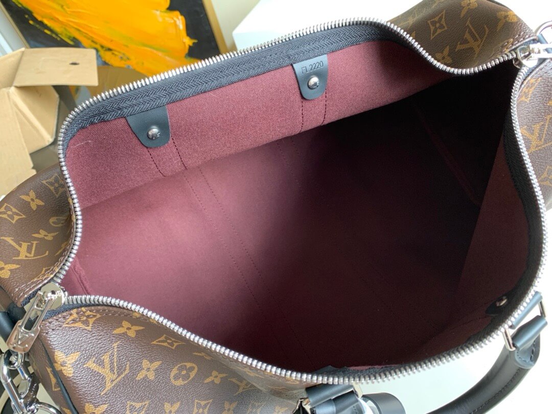 LOUIV Keepall