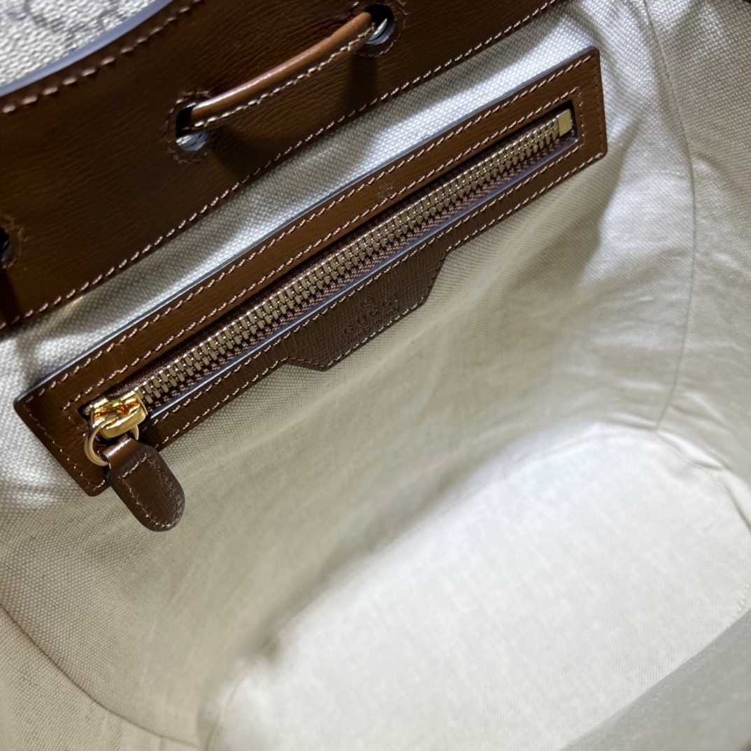 GG Backpack 674147