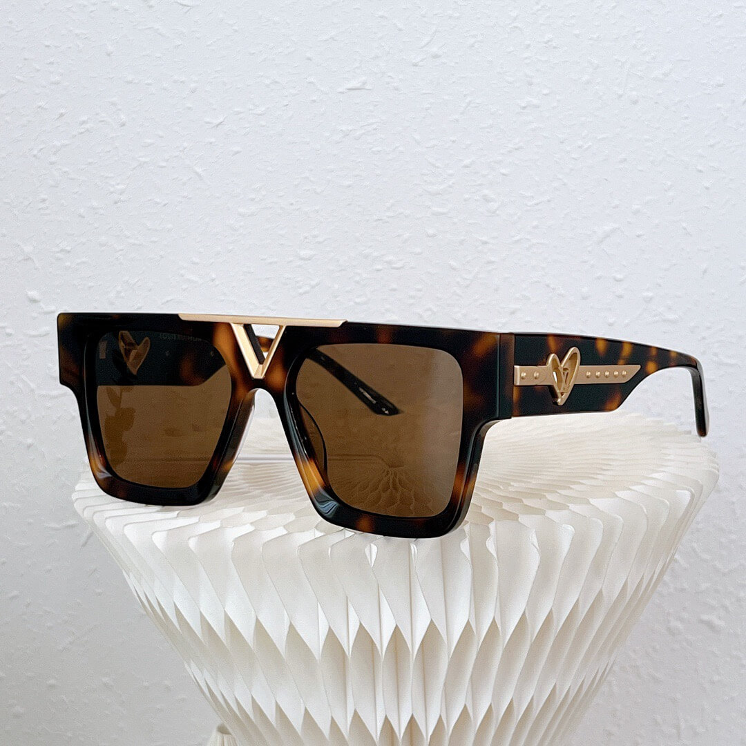 LOUIV Sunglasses