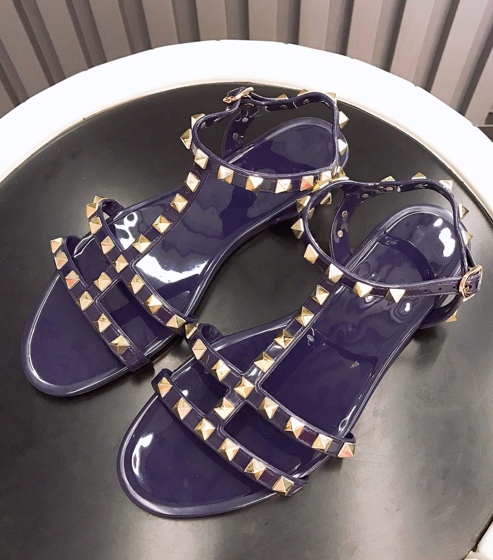 VALEN Sandals
