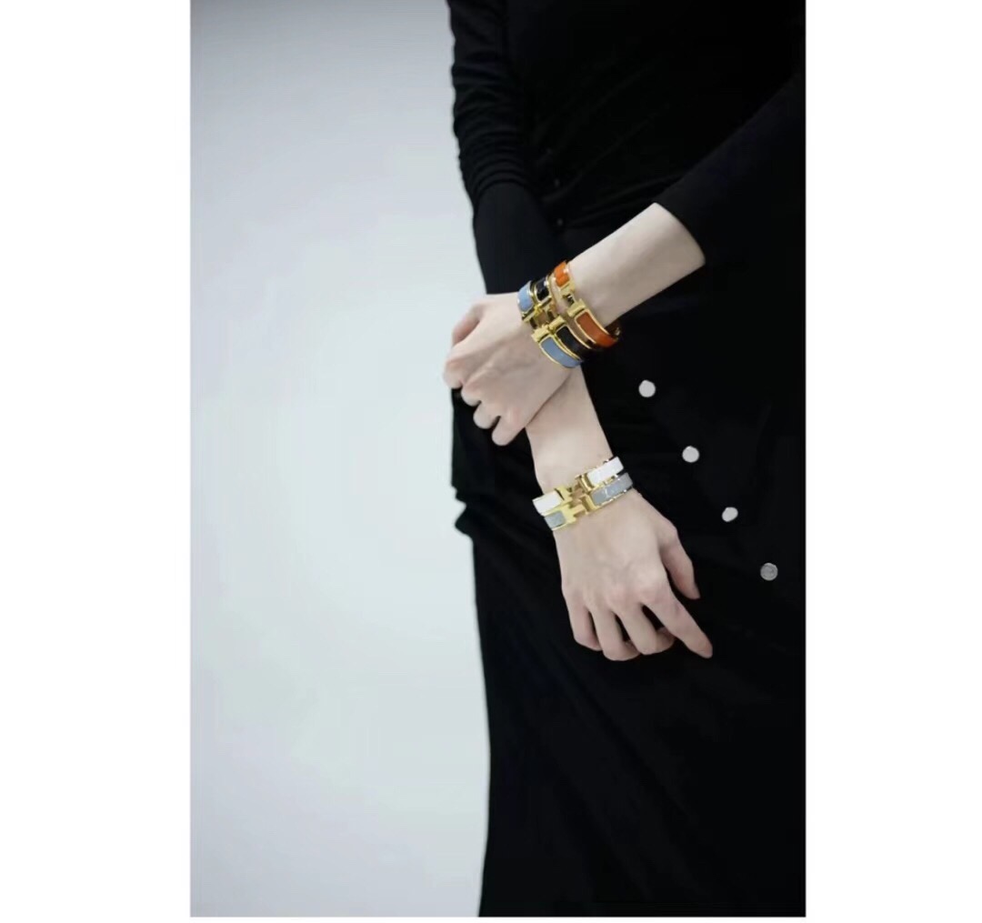 HM Bangle