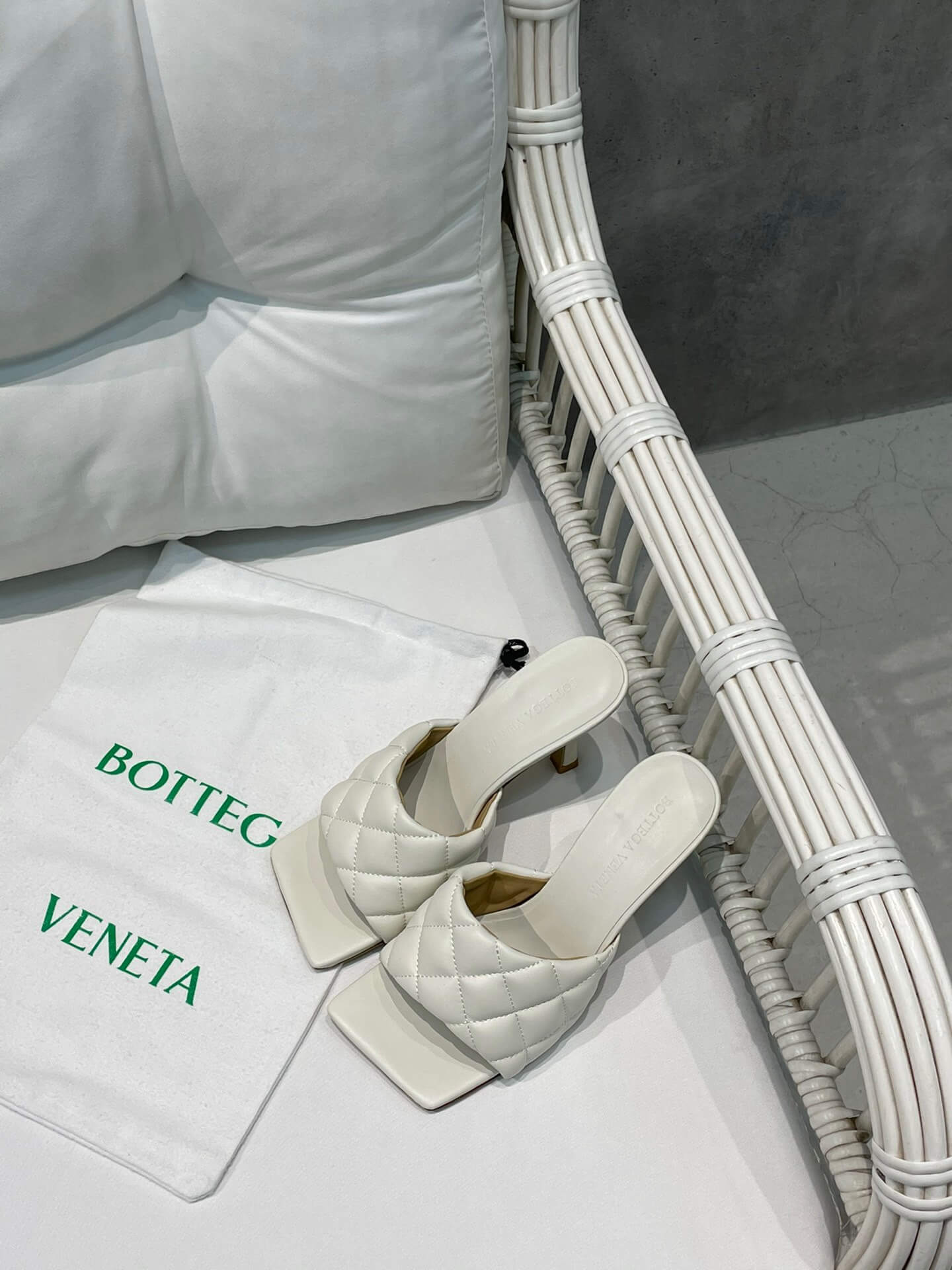 BV Heels