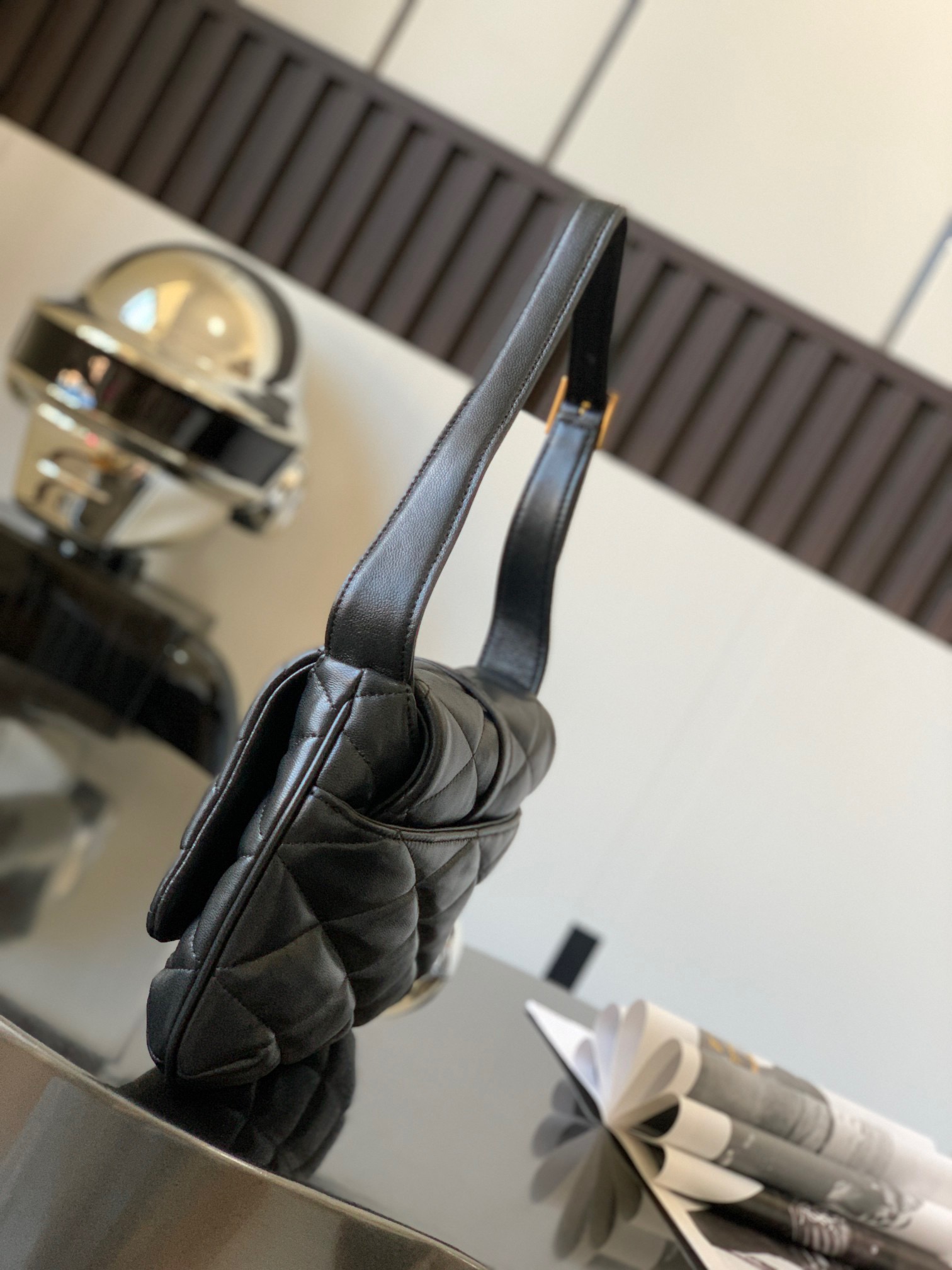YSL Le57