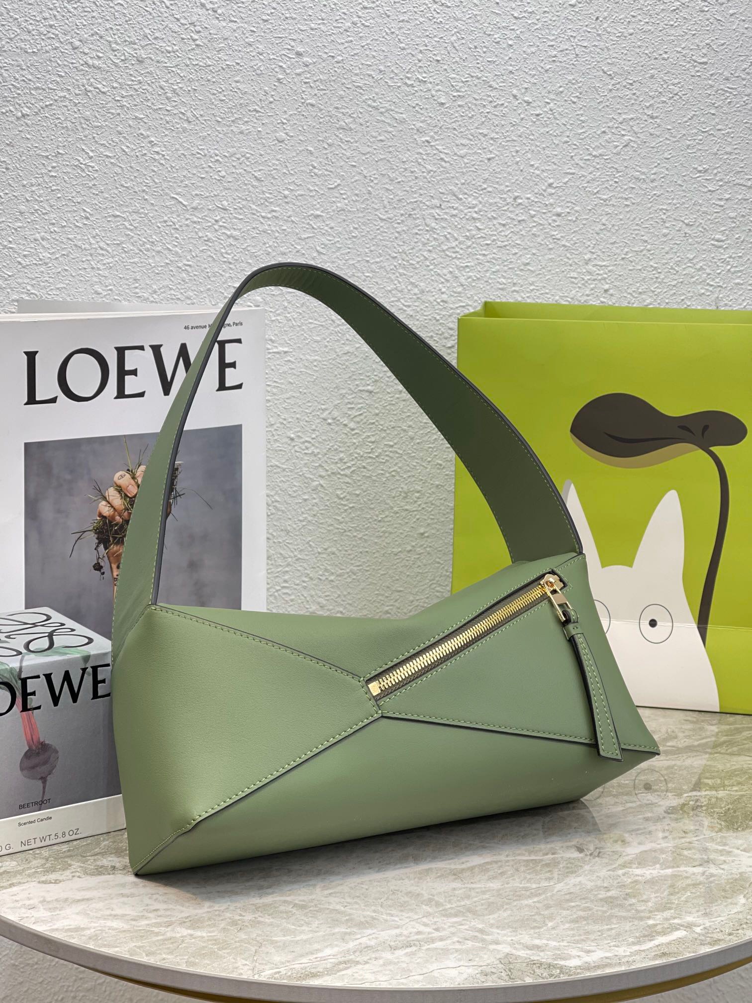 LOEW Puzzle Hobo