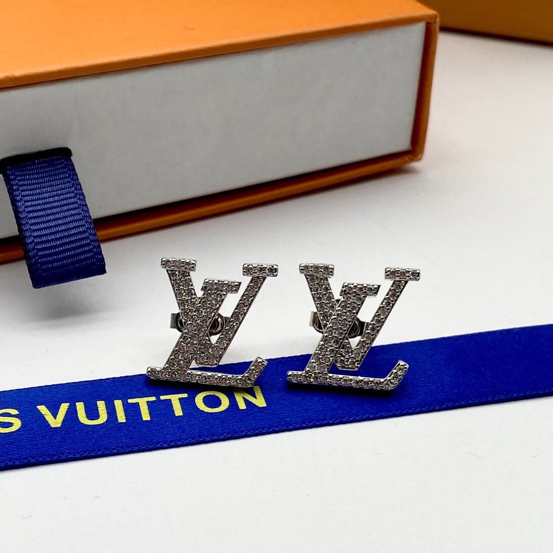 LOUIV Earrings