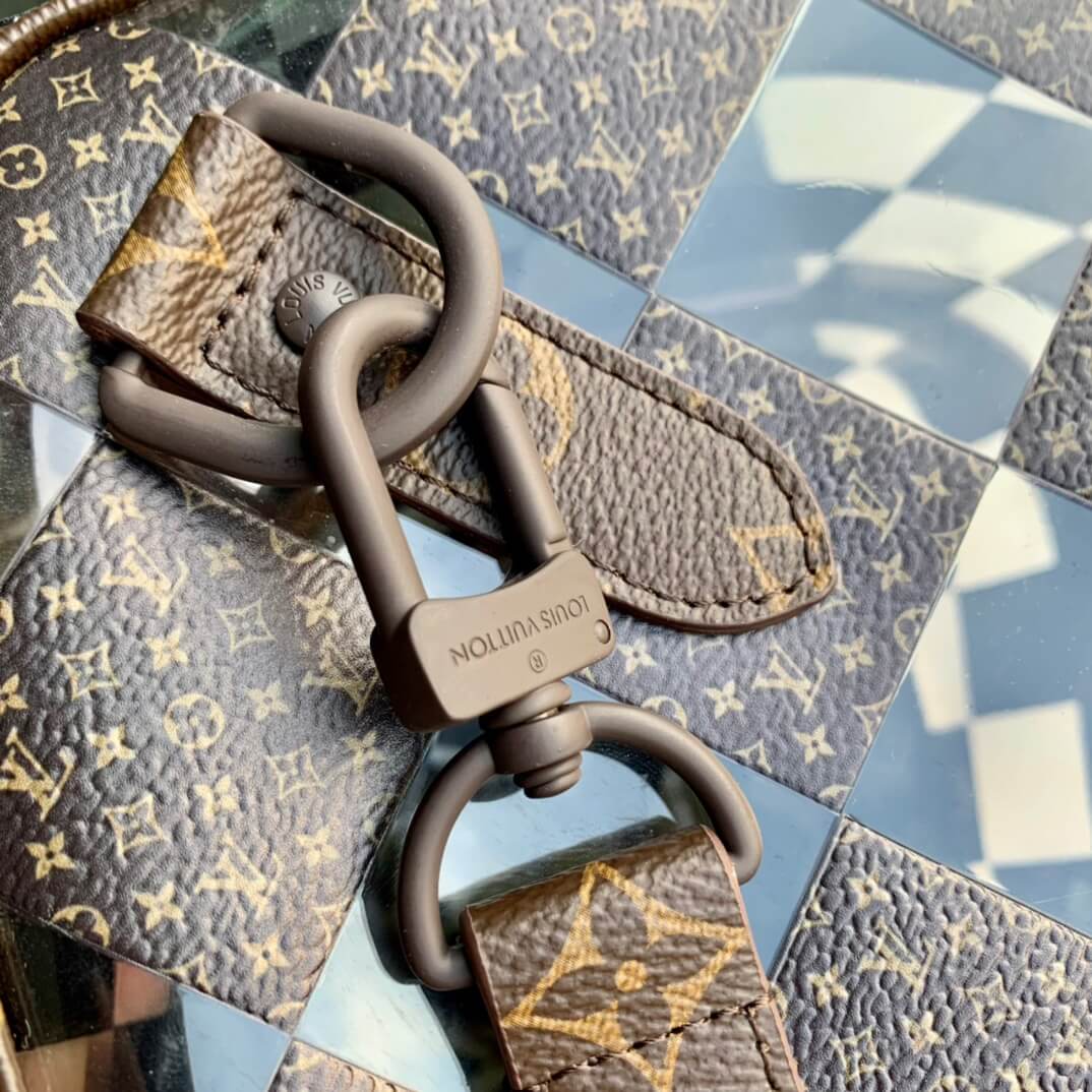LOUIV Keepall