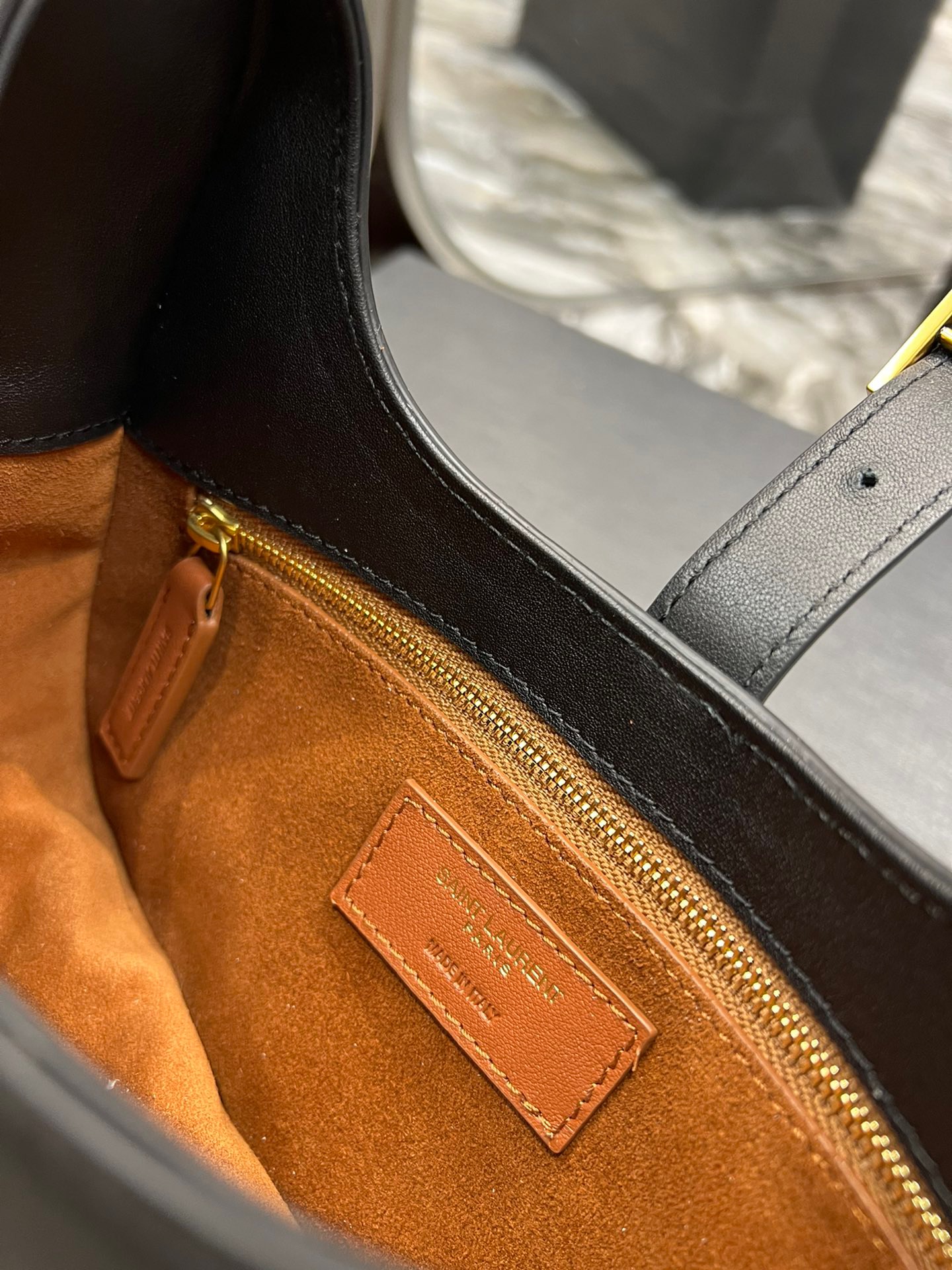 YSL Hobo 672615
