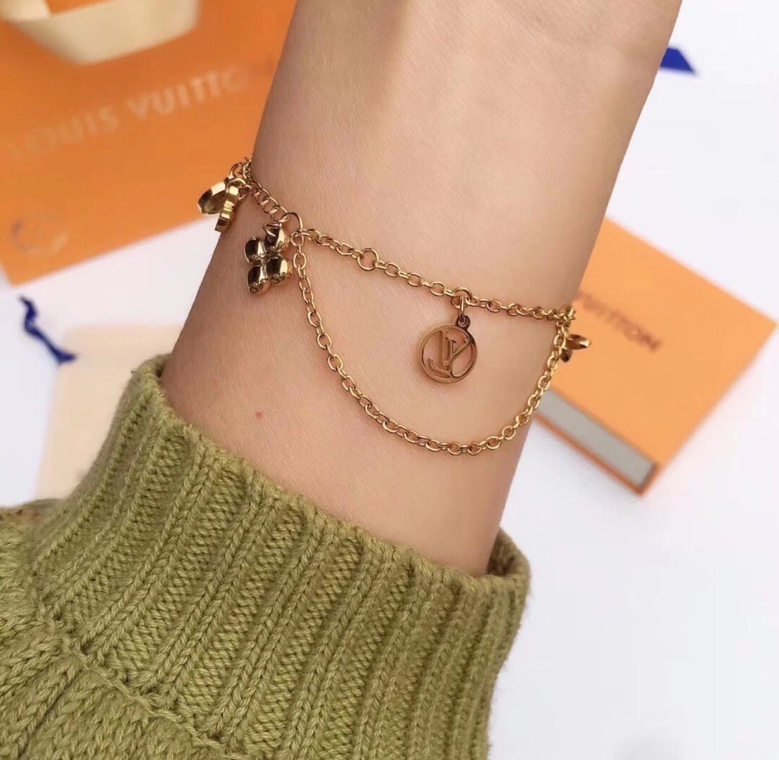 LOUIV Bracelet