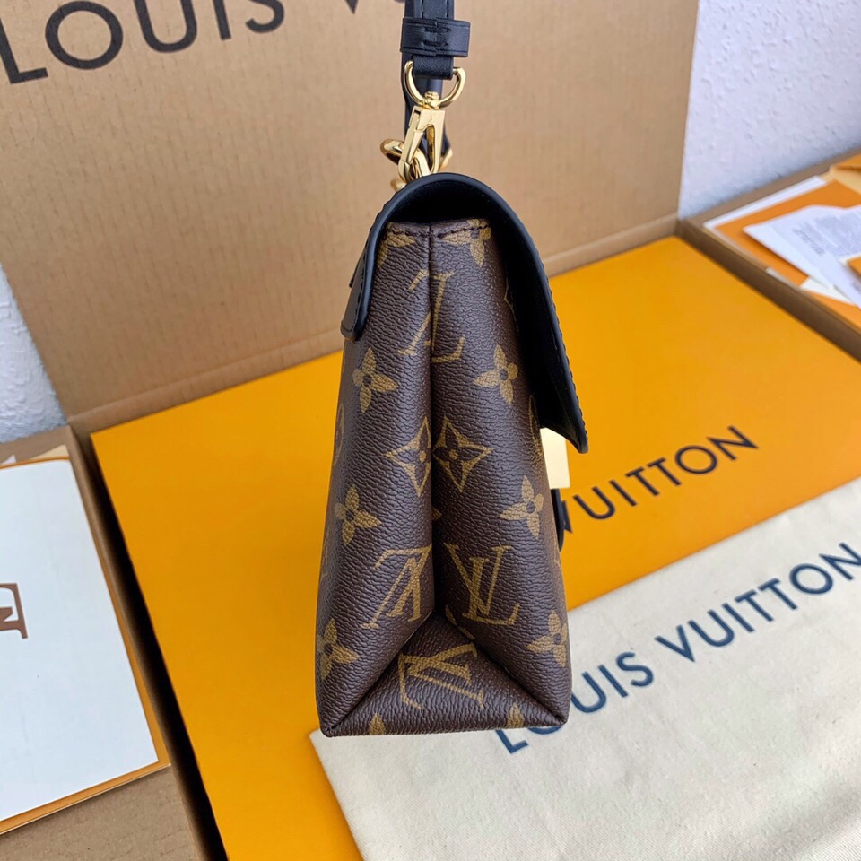 LOUIV M44141 Locky BB