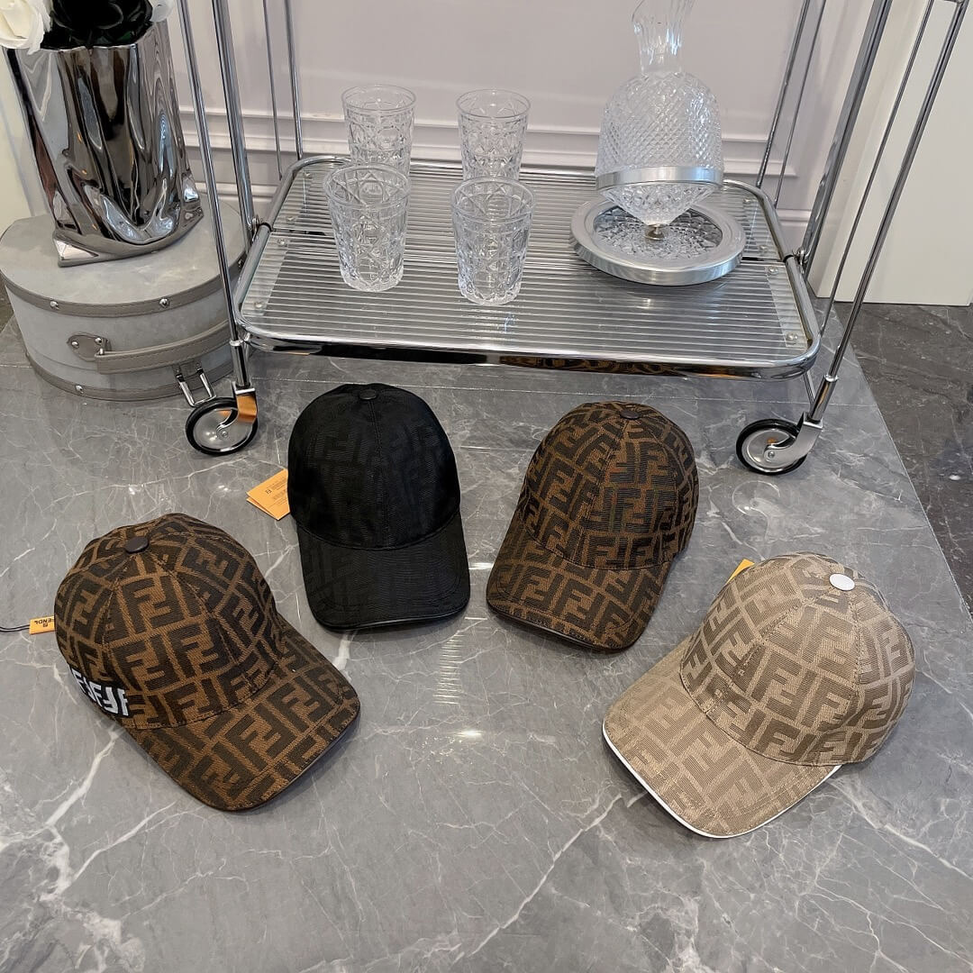 Caps