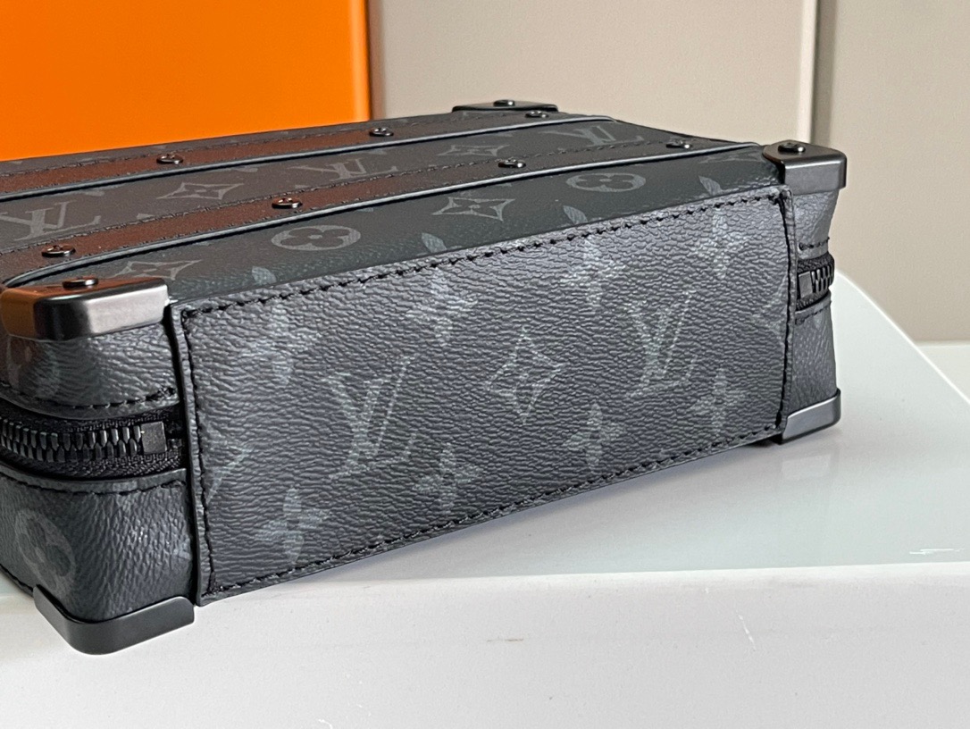 LOUIV Handle Soft Trunk