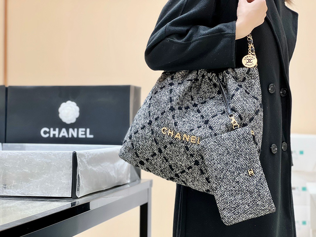 CC 22 Bag Tweed