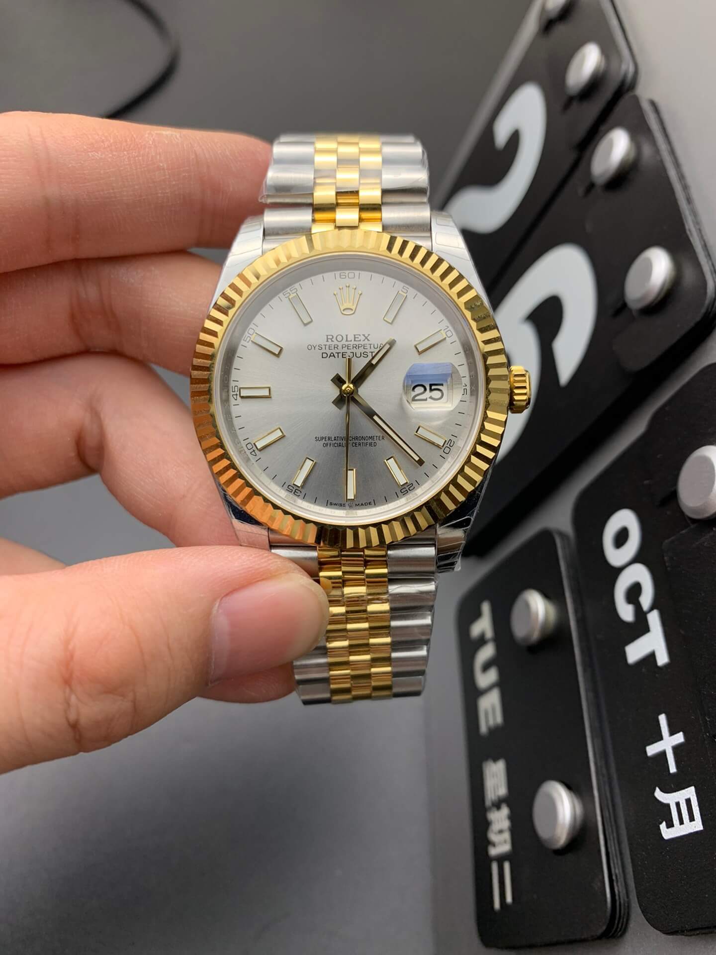 Men Women Watch