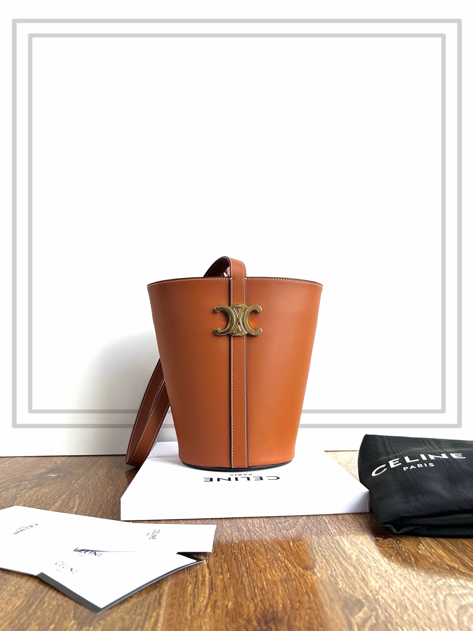 CEL Bucket Triomphe