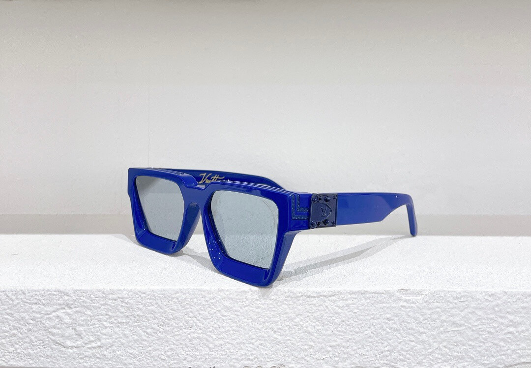 LOUIV Sunglasses