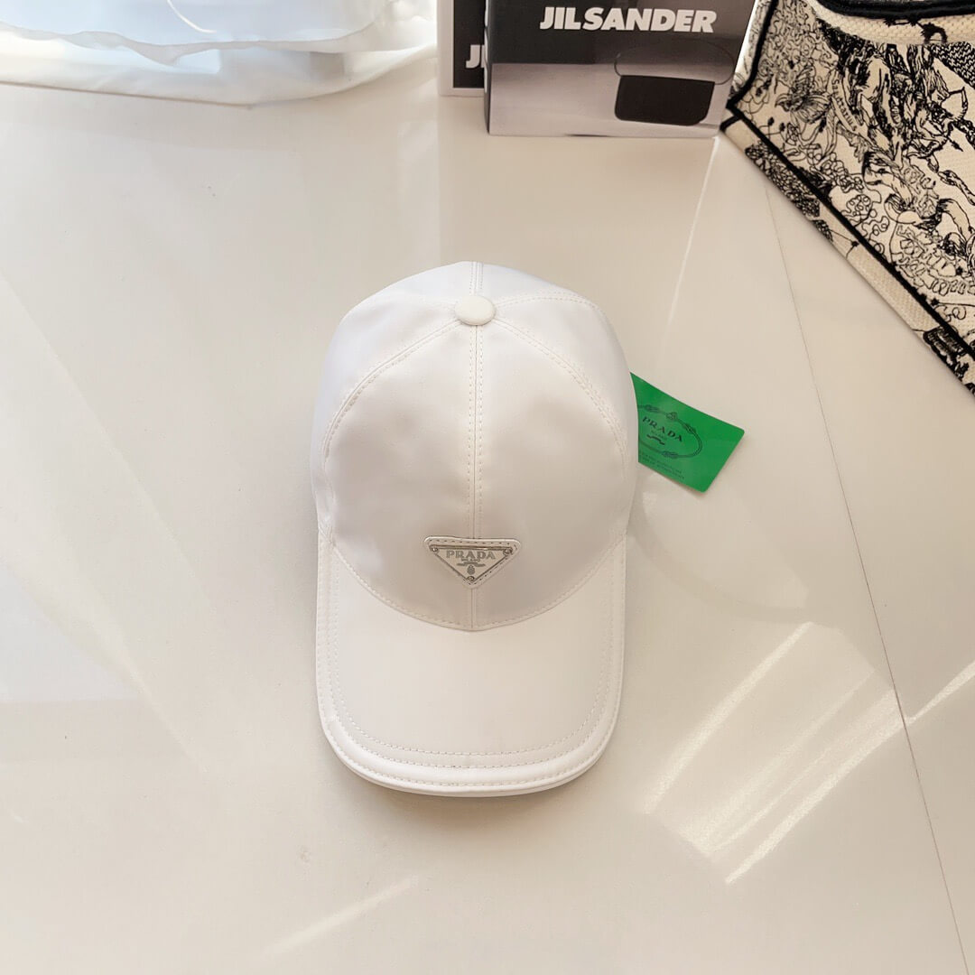 Caps