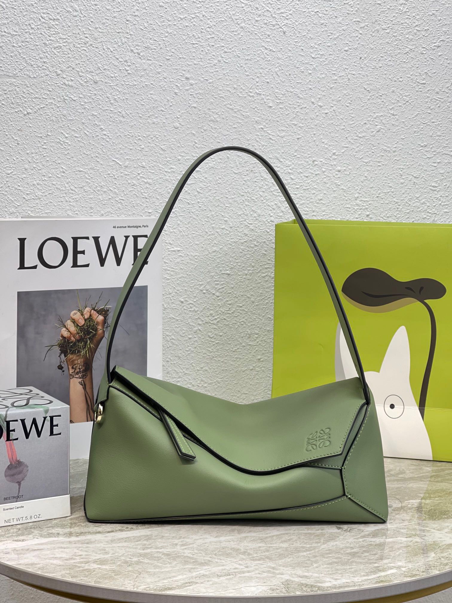 LOEW Puzzle Hobo