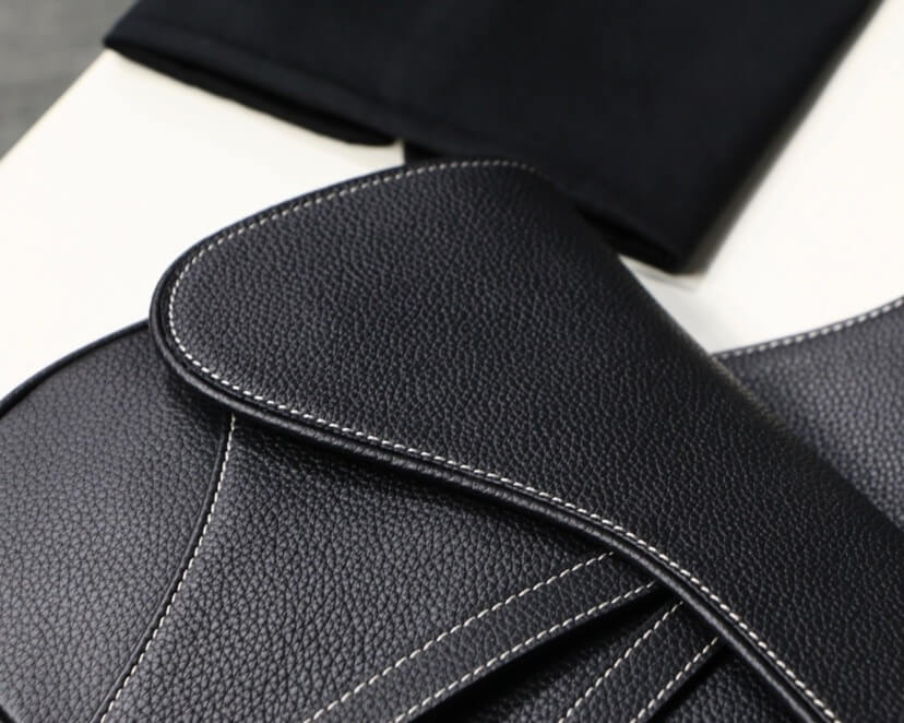 CD Saddle Homme