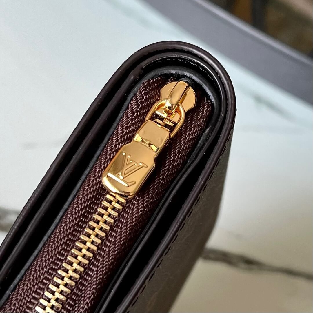 LOUIV Wallet