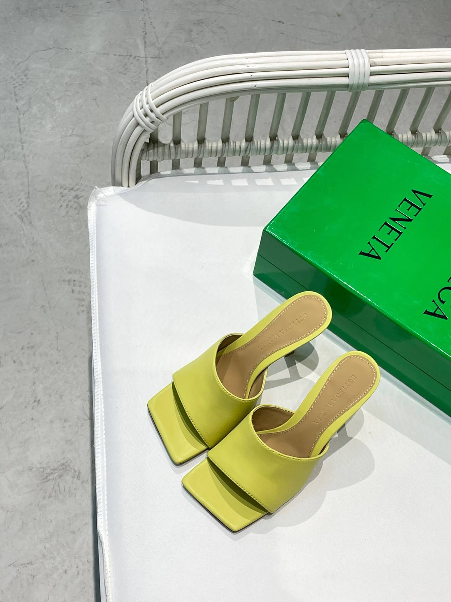 BV Heels