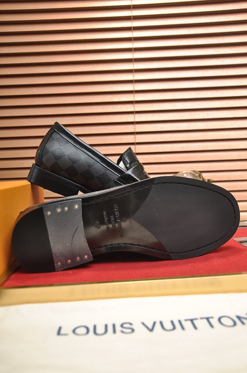 LOUIV Loafers
