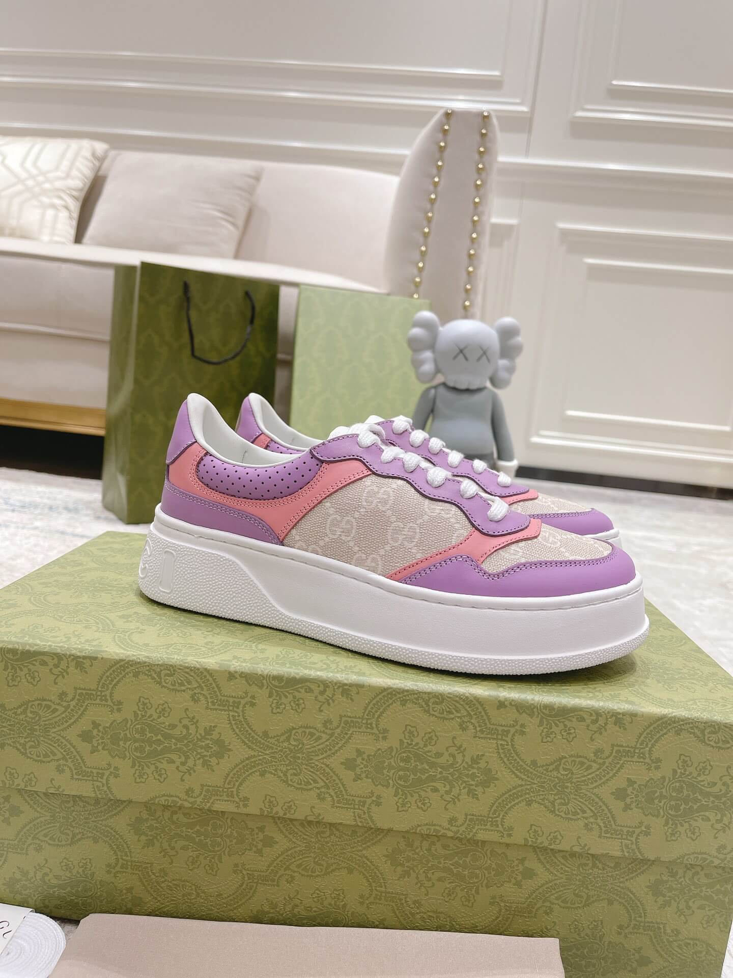 GG Sneakers