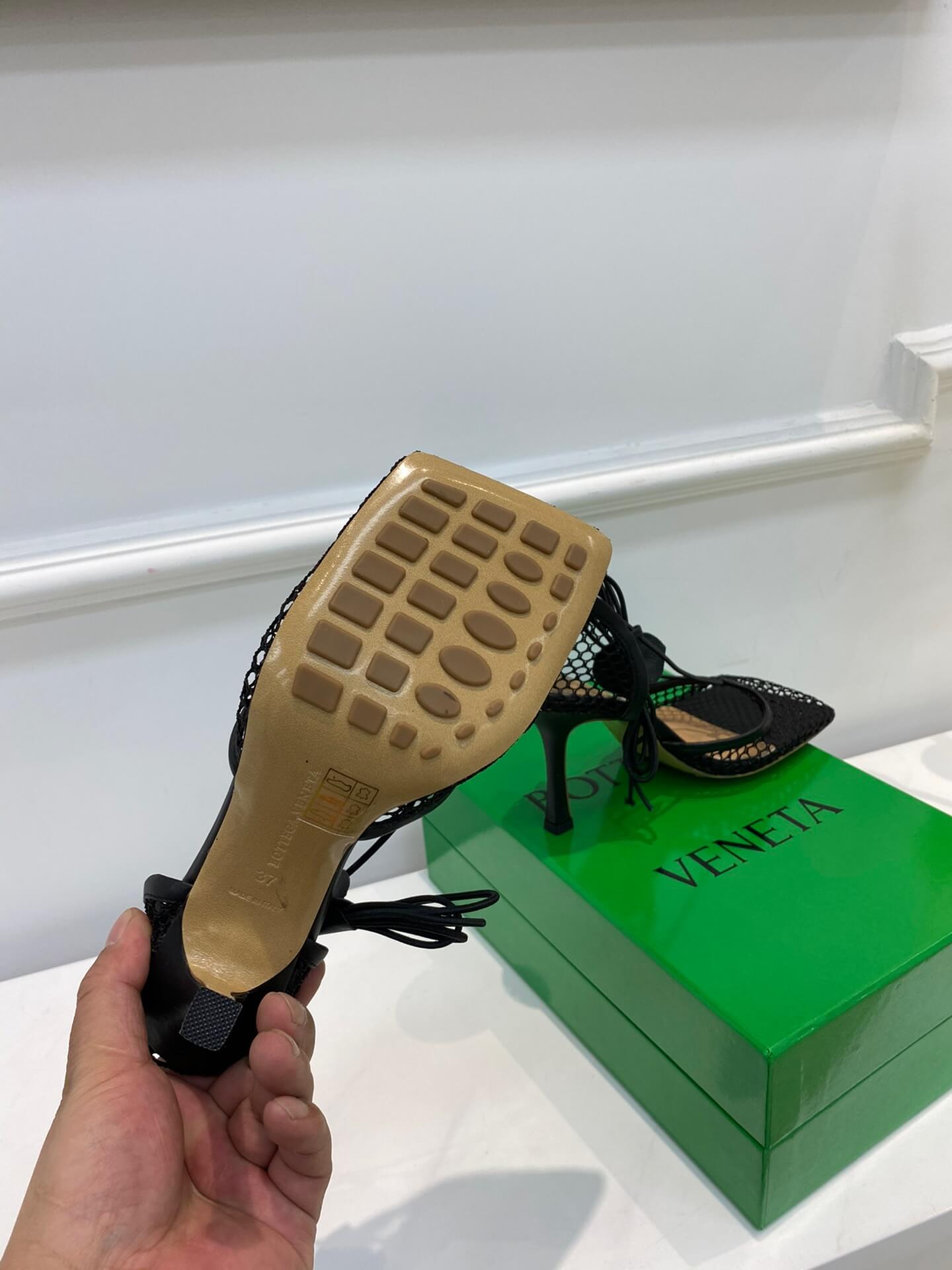 BV Heels