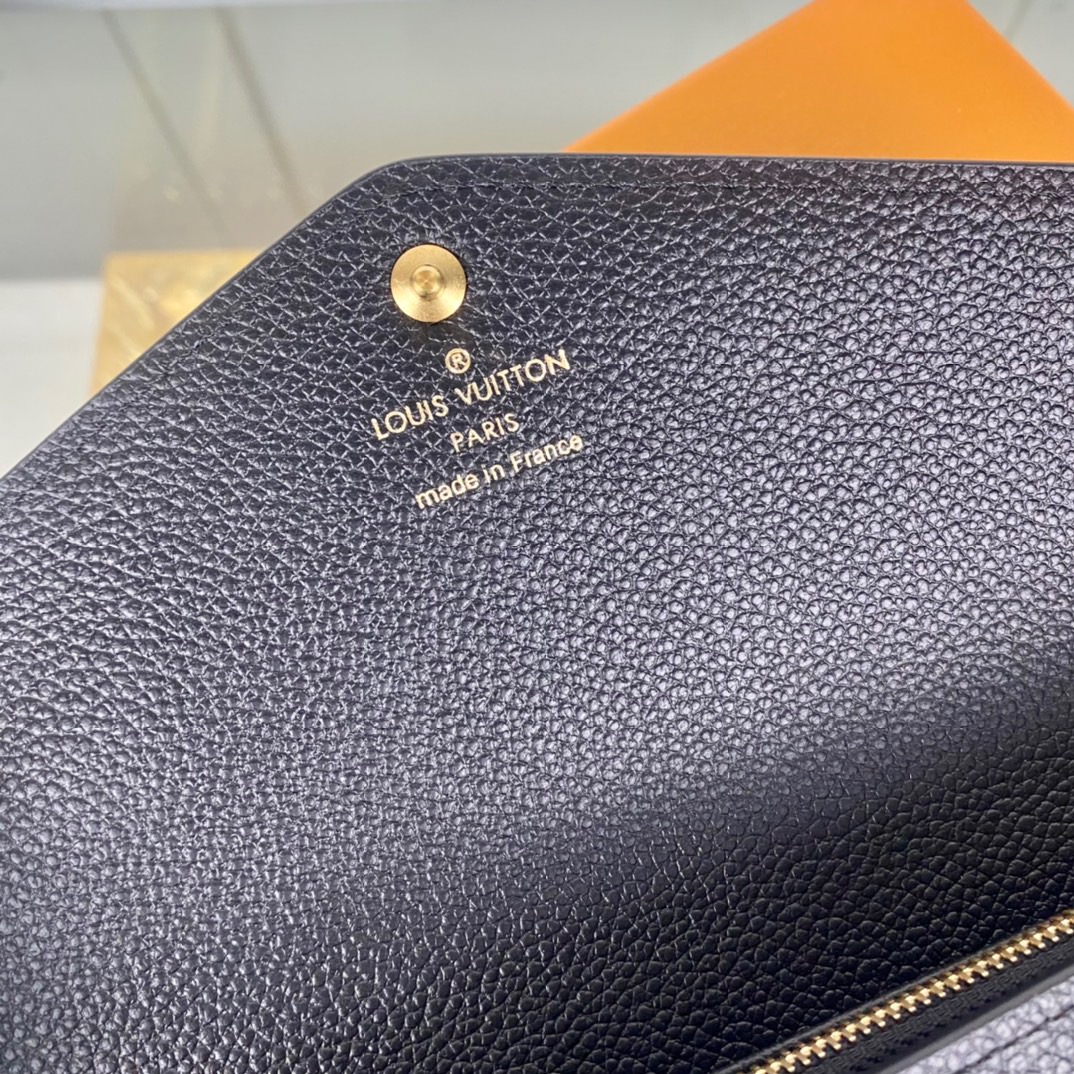 LOUIV Wallet M81049