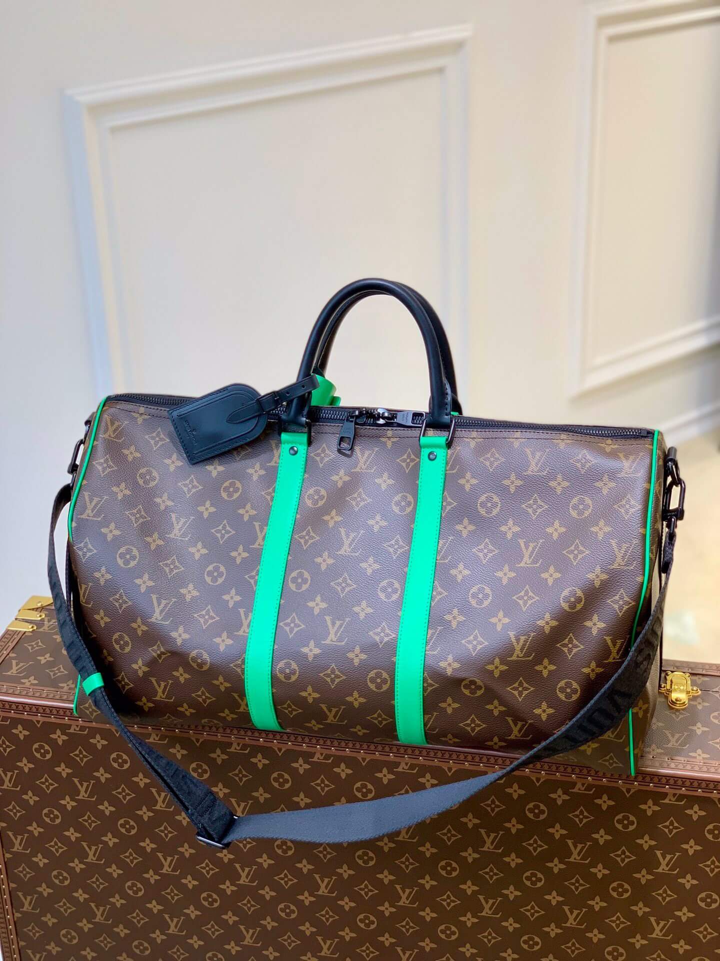LOUIV Keepall
