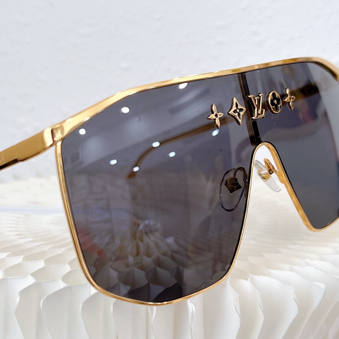 LOUIV Sunglasses